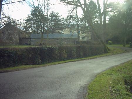 en scooter � Longraye.